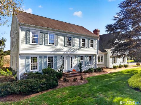 22 Kingsbridge Way Madison CT 06443