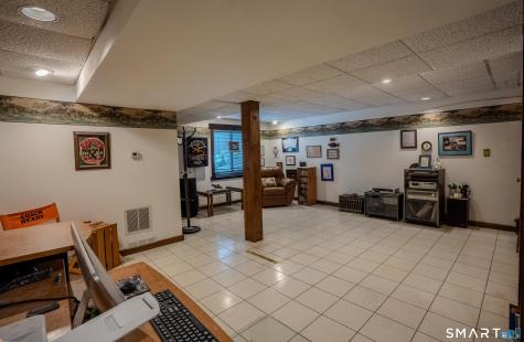 635 North Trail Stratford CT 06614
