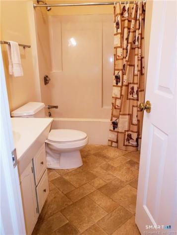 10 Brantwood Drive Madison CT 06443