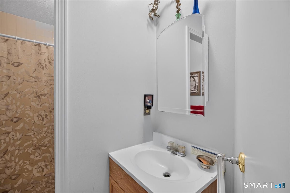 42 Surrey Lane Torrington CT 06790