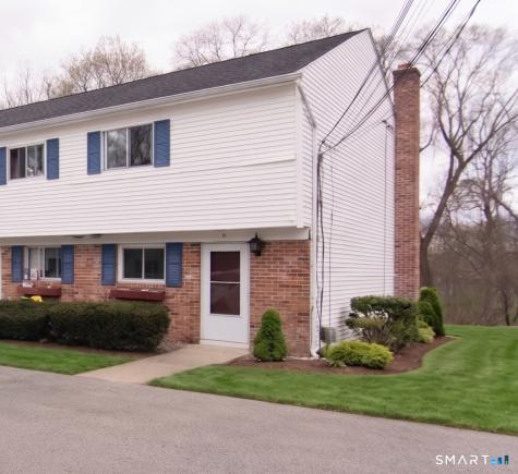 27 Allen Drive Montville CT 06382