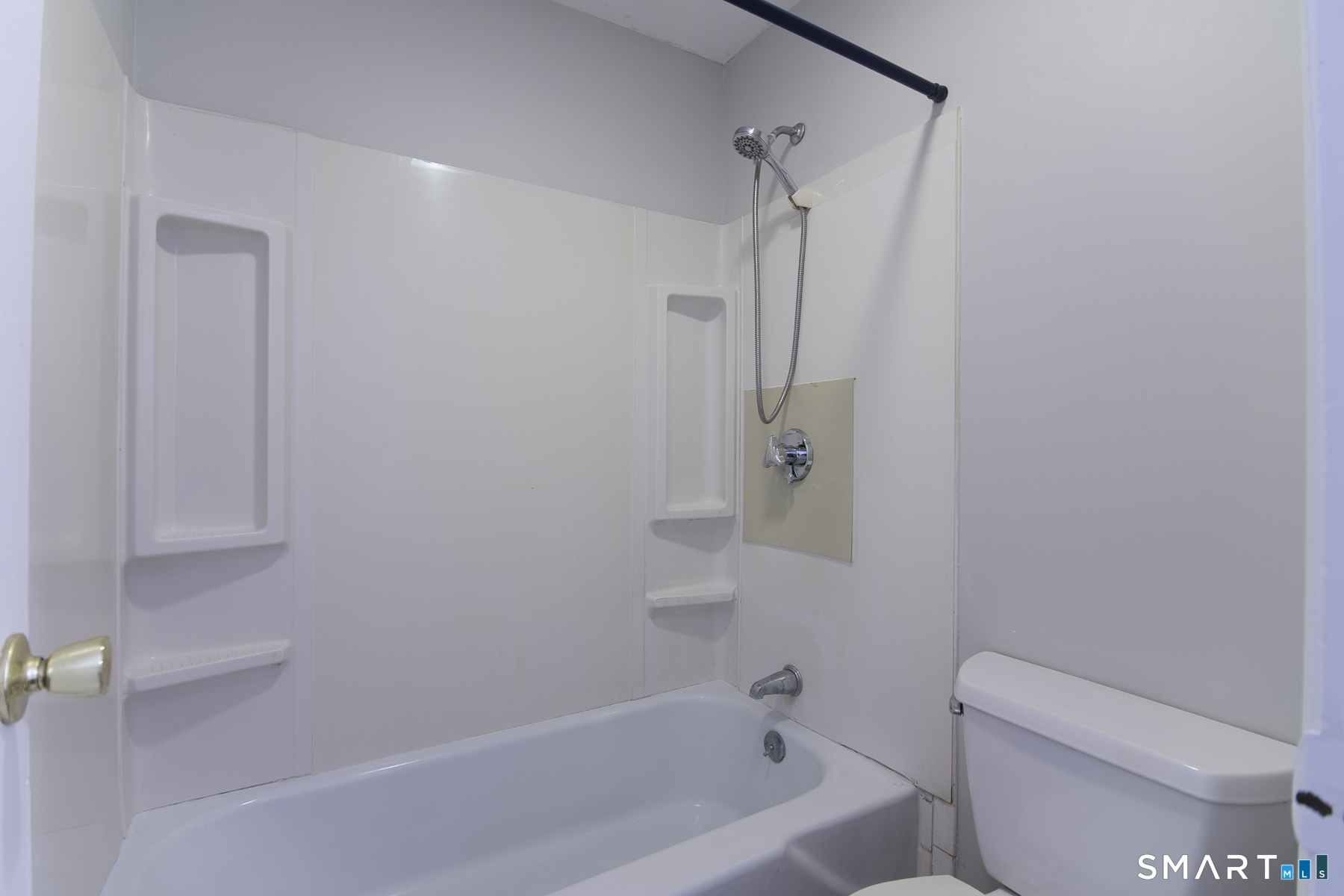 27 Allen Drive Montville CT 06382