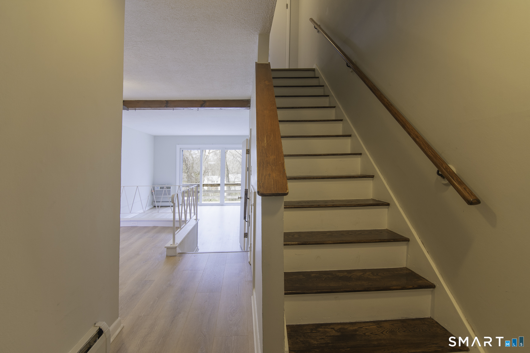 27 Allen Drive Montville CT 06382