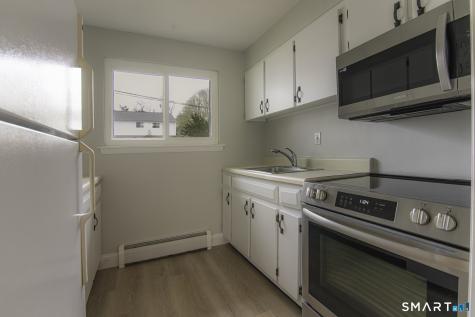 27 Allen Drive Montville CT 06382