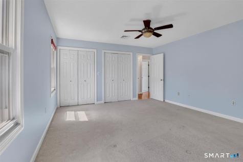 204 Ashmead Commons Enfield CT 06082