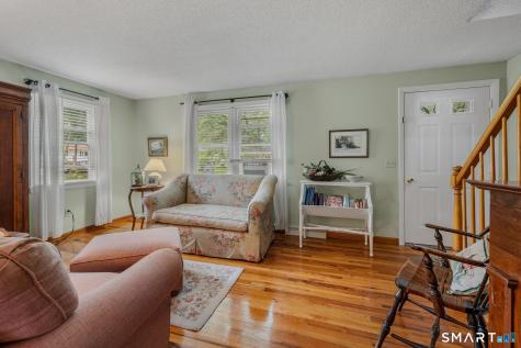 78 Corey Lane East Lyme CT 06357
