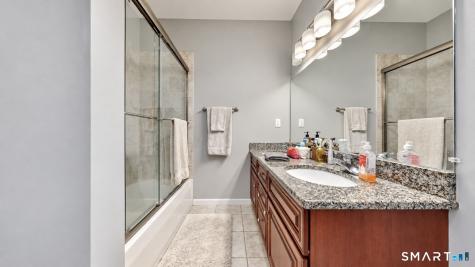 62 East Broadway Milford CT 06460