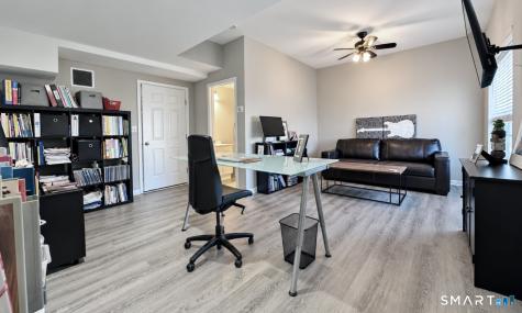 62 East Broadway Milford CT 06460