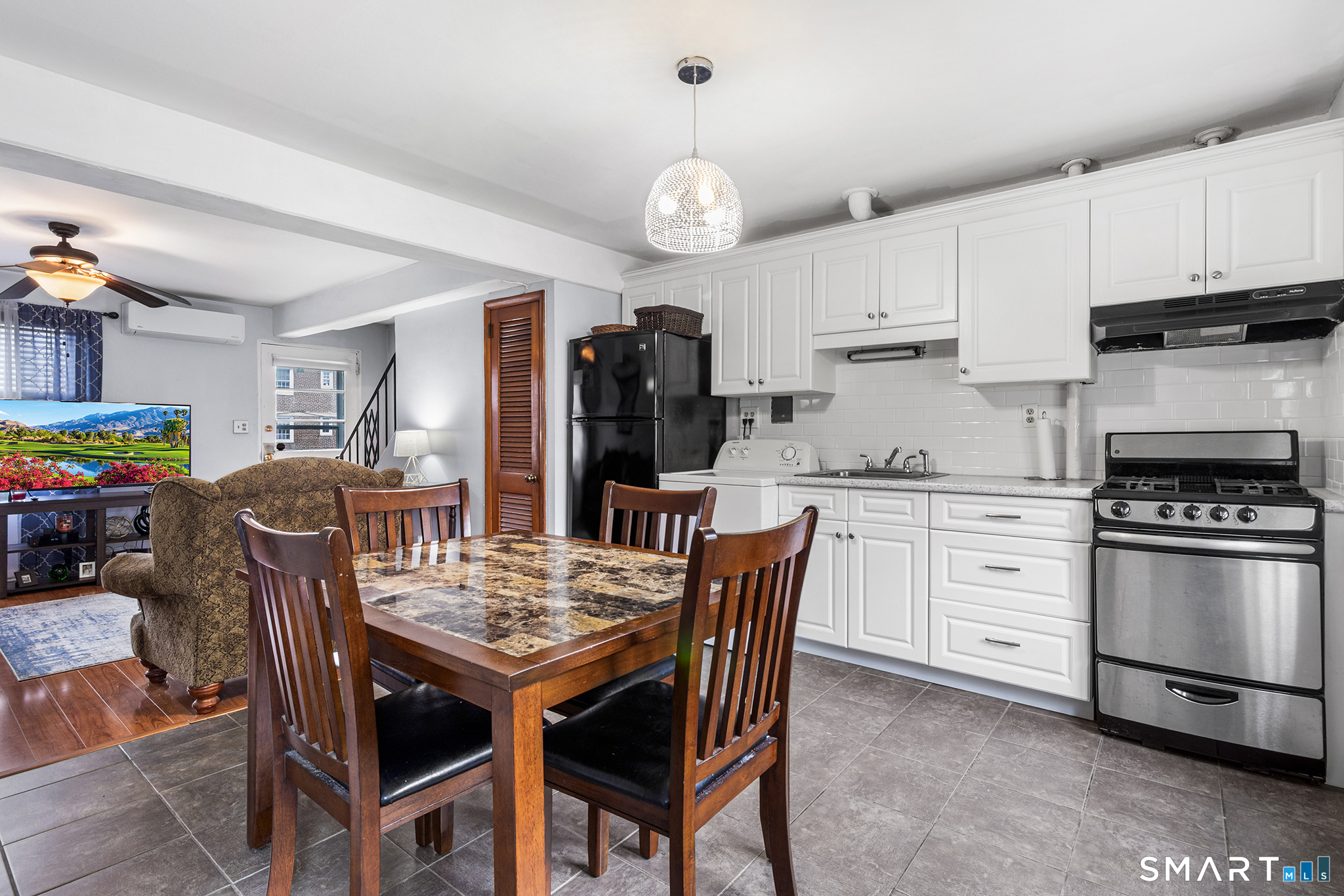 271 Success Avenue Bridgeport CT 06610