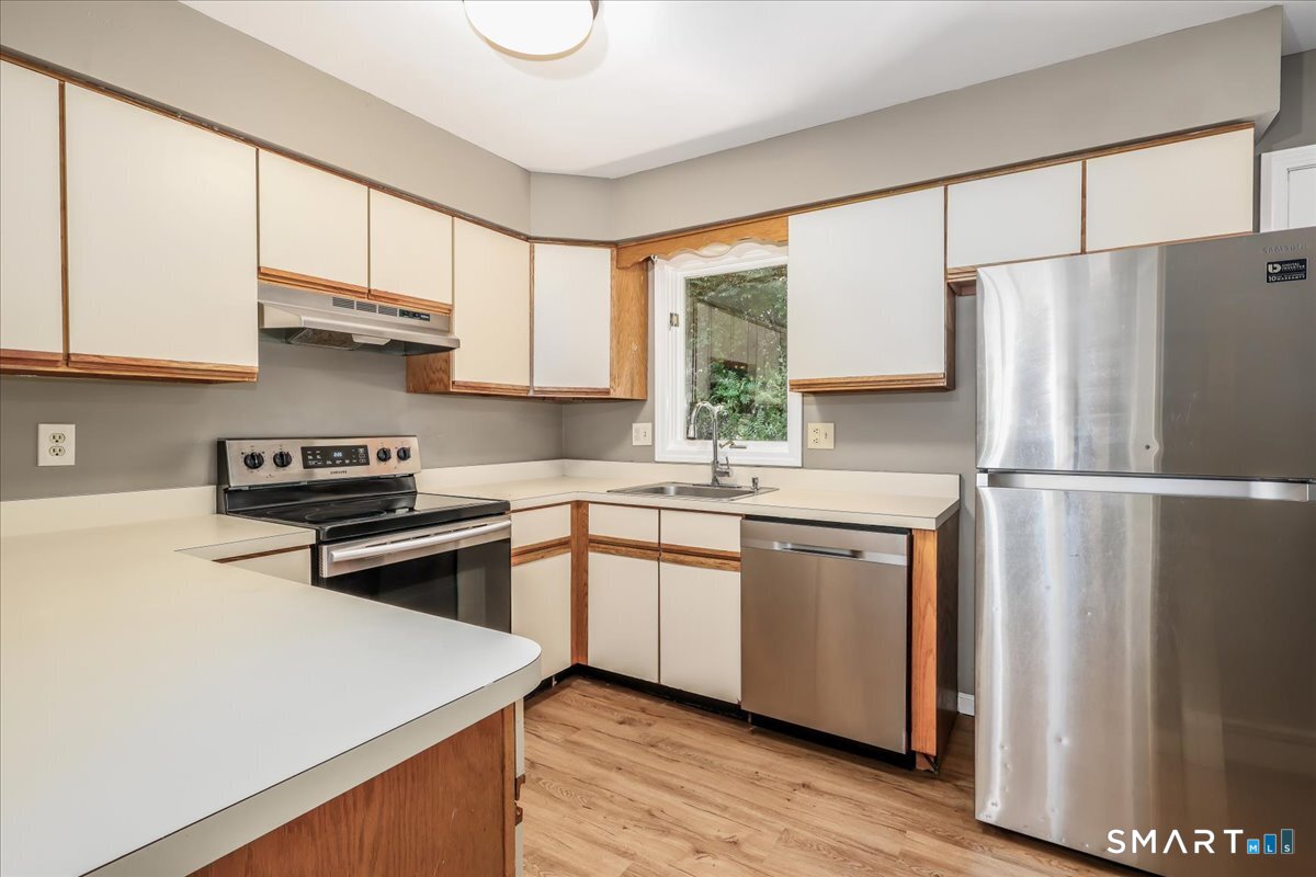52 Twin Oaks New Milford CT 06776