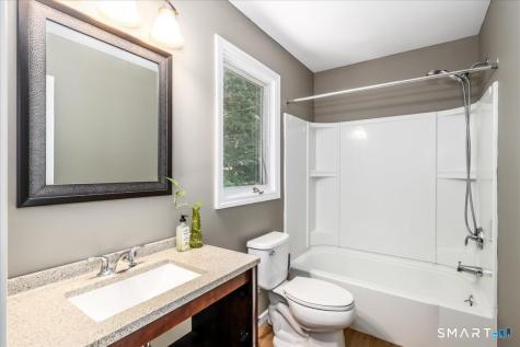 52 Twin Oaks New Milford CT 06776