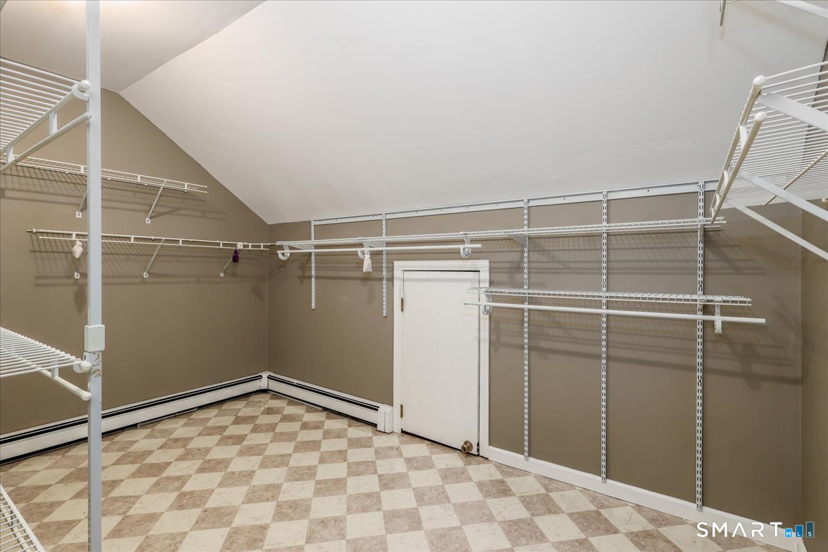 52 Twin Oaks New Milford CT 06776