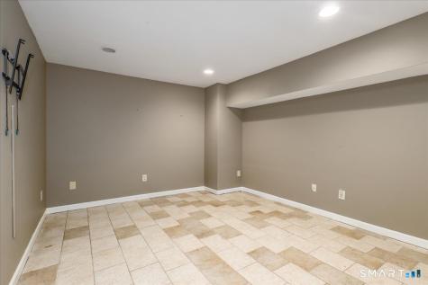52 Twin Oaks New Milford CT 06776