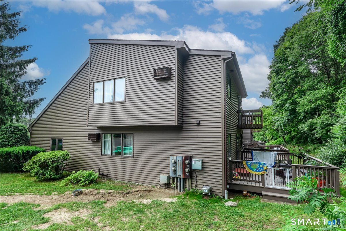 52 Twin Oaks New Milford CT 06776