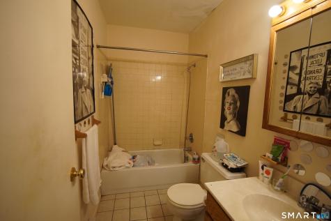 79 Claudia Drive West Haven CT 06516