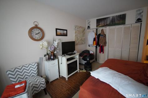 79 Claudia Drive West Haven CT 06516