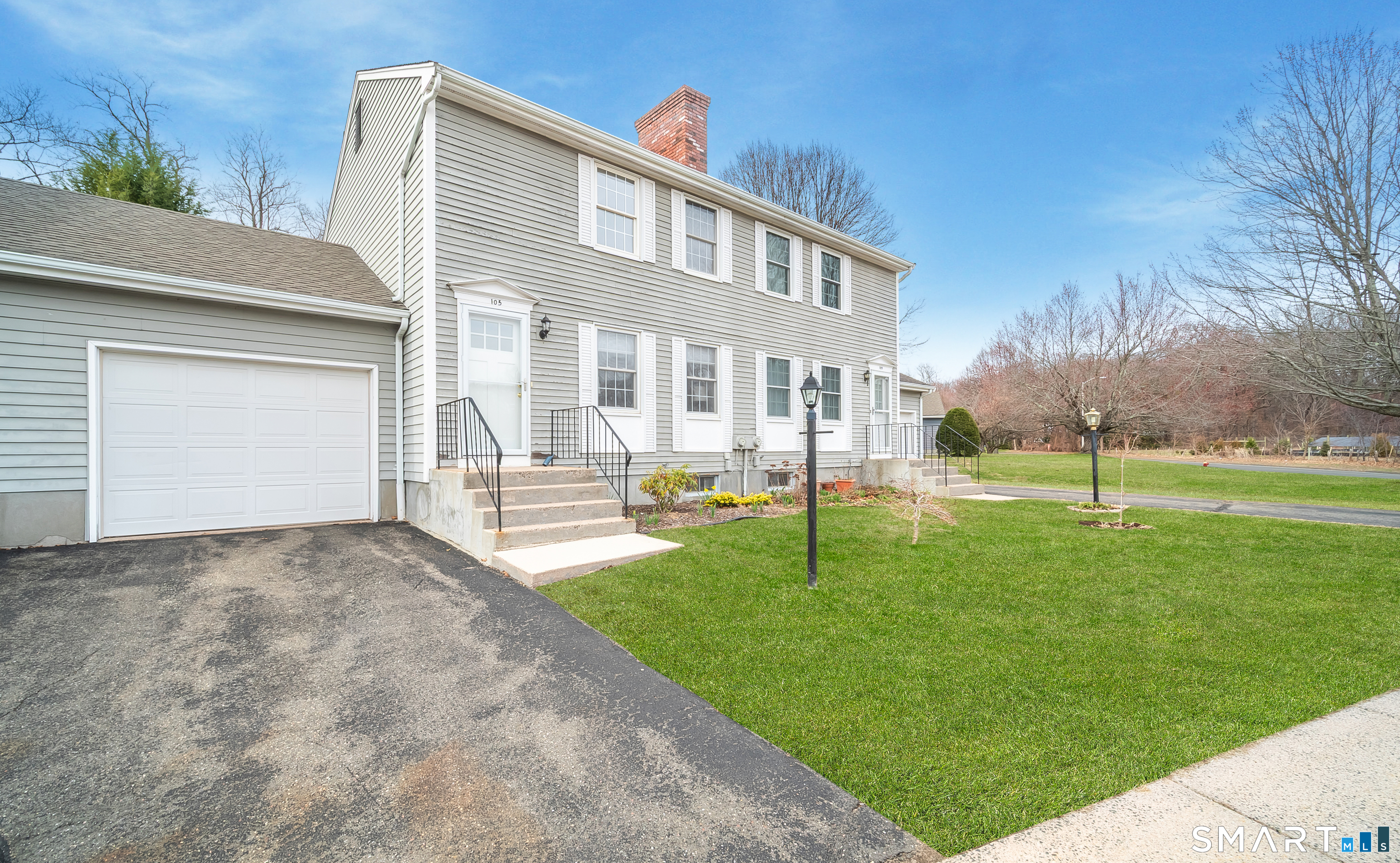 105 Sunrise Circle Windsor CT 06095