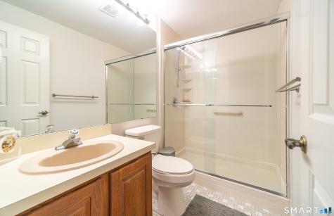 105 Sunrise Circle Windsor CT 06095