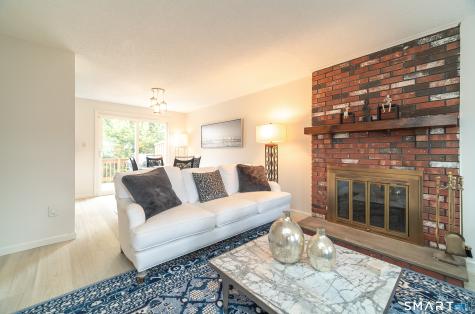 105 Sunrise Circle Windsor CT 06095