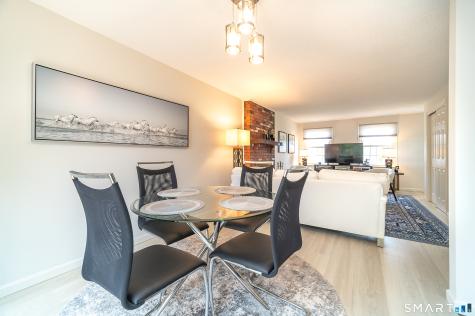105 Sunrise Circle Windsor CT 06095