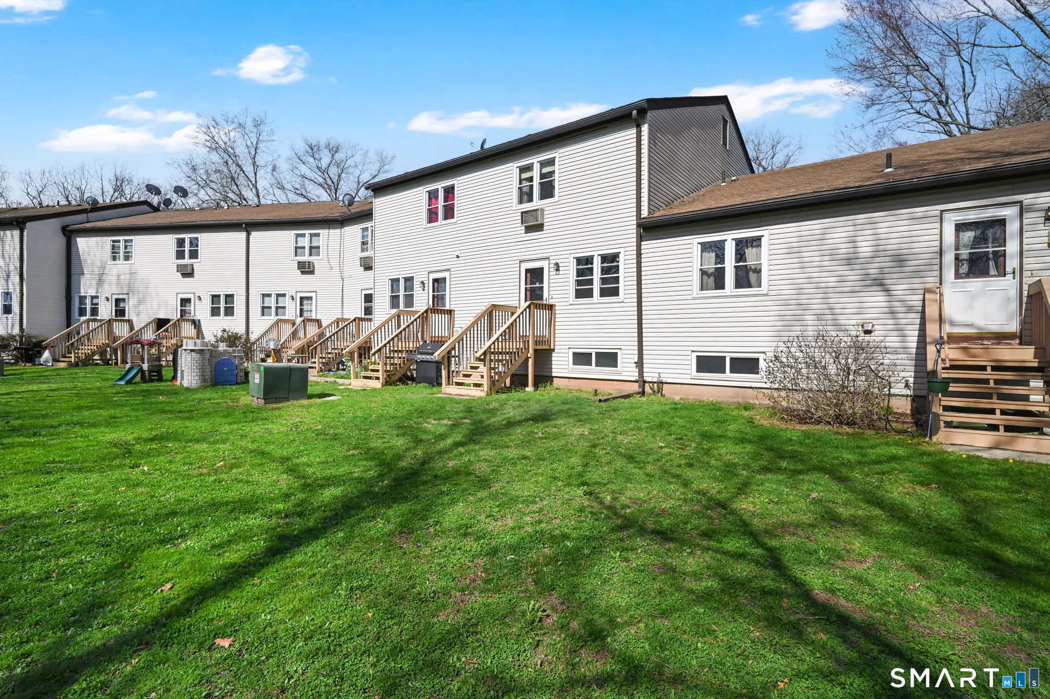 23 Hart Place Plainville CT 06062