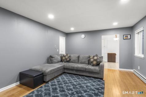 6 Walnut Lane Brookfield CT 06804