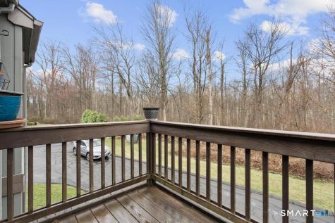6 Walnut Lane Brookfield CT 06804