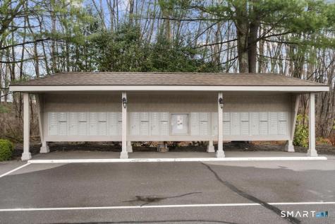 6 Walnut Lane Brookfield CT 06804