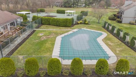 6 Walnut Lane Brookfield CT 06804