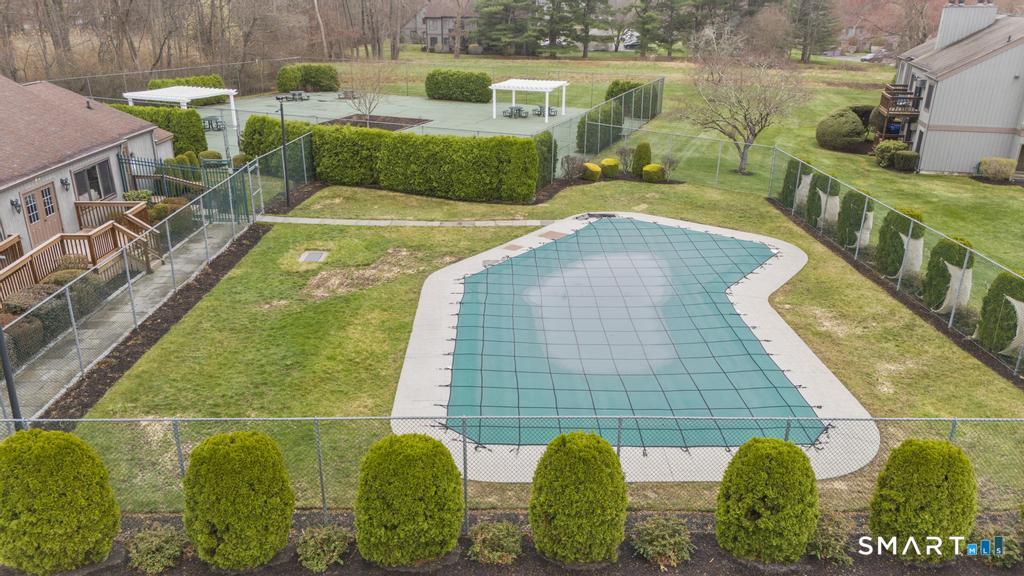 6 Walnut Lane Brookfield CT 06804