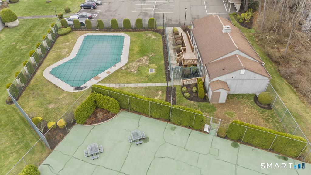 6 Walnut Lane Brookfield CT 06804