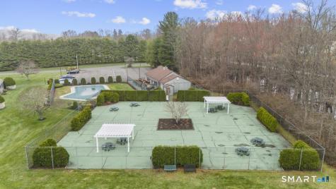 6 Walnut Lane Brookfield CT 06804