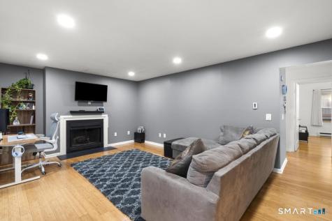 6 Walnut Lane Brookfield CT 06804