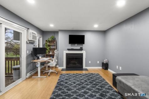 6 Walnut Lane Brookfield CT 06804