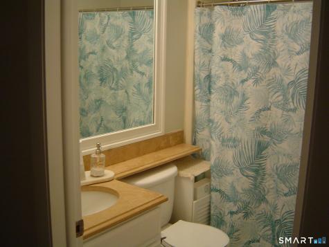 52 Riverview Drive Bridgeport CT 06606
