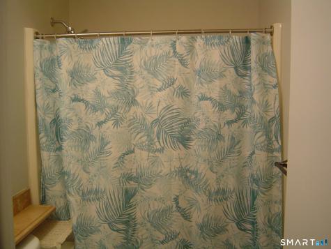 52 Riverview Drive Bridgeport CT 06606