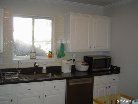 52 Riverview Drive Bridgeport CT 06606