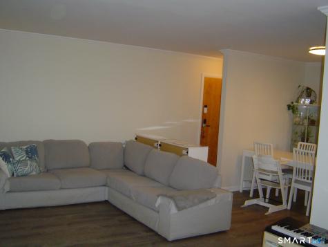 52 Riverview Drive Bridgeport CT 06606