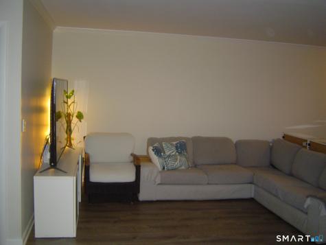 52 Riverview Drive Bridgeport CT 06606
