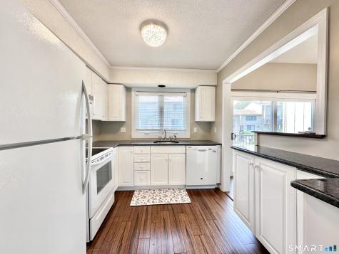 33 Pilgrim Harbor Wallingford CT 06492