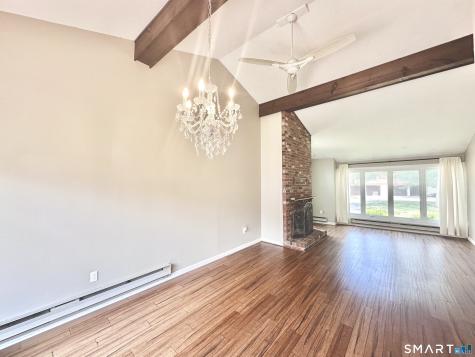 33 Pilgrim Harbor Wallingford CT 06492