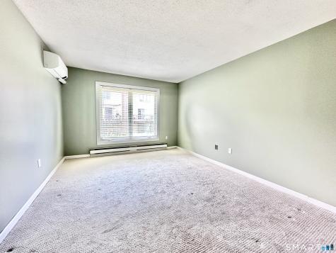 33 Pilgrim Harbor Wallingford CT 06492