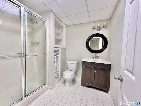 33 Pilgrim Harbor Wallingford CT 06492
