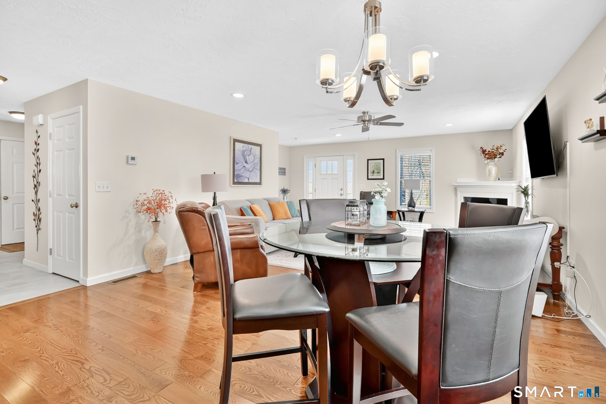 50 Chapman Chase Windsor Locks CT 06096