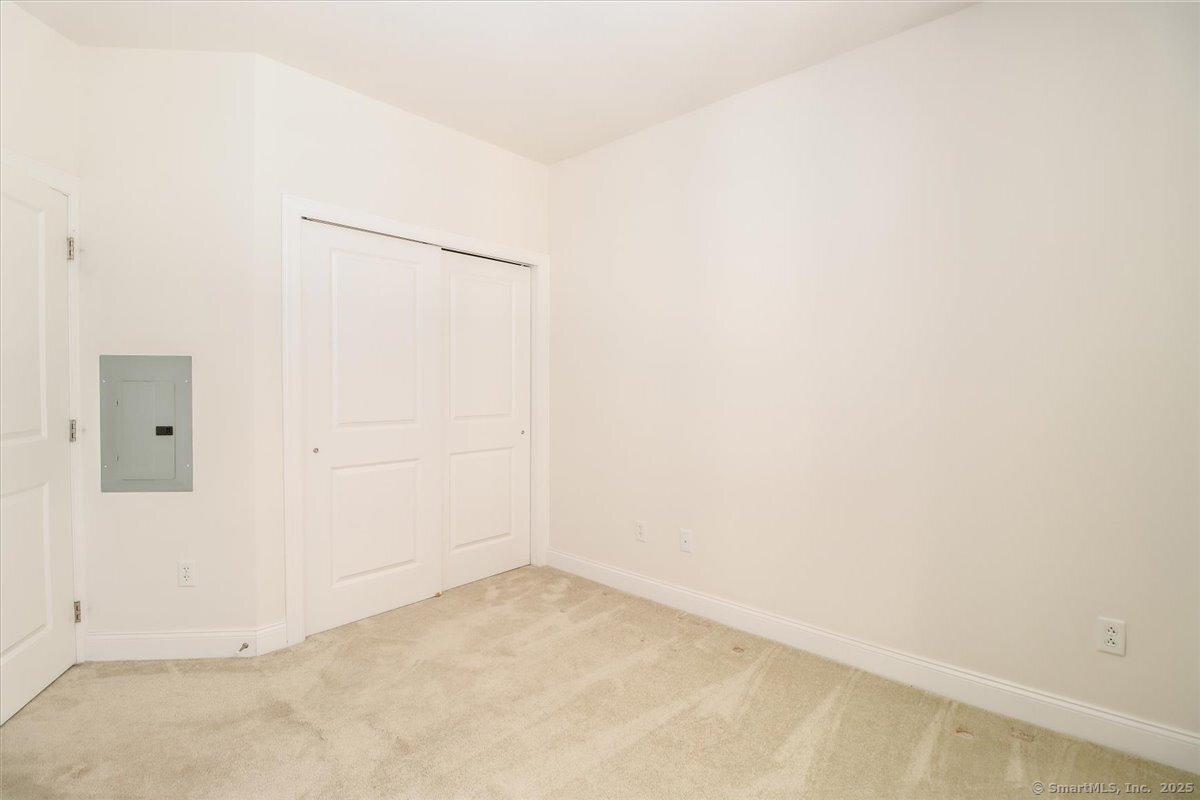603 Brookside Court Newtown CT 06470