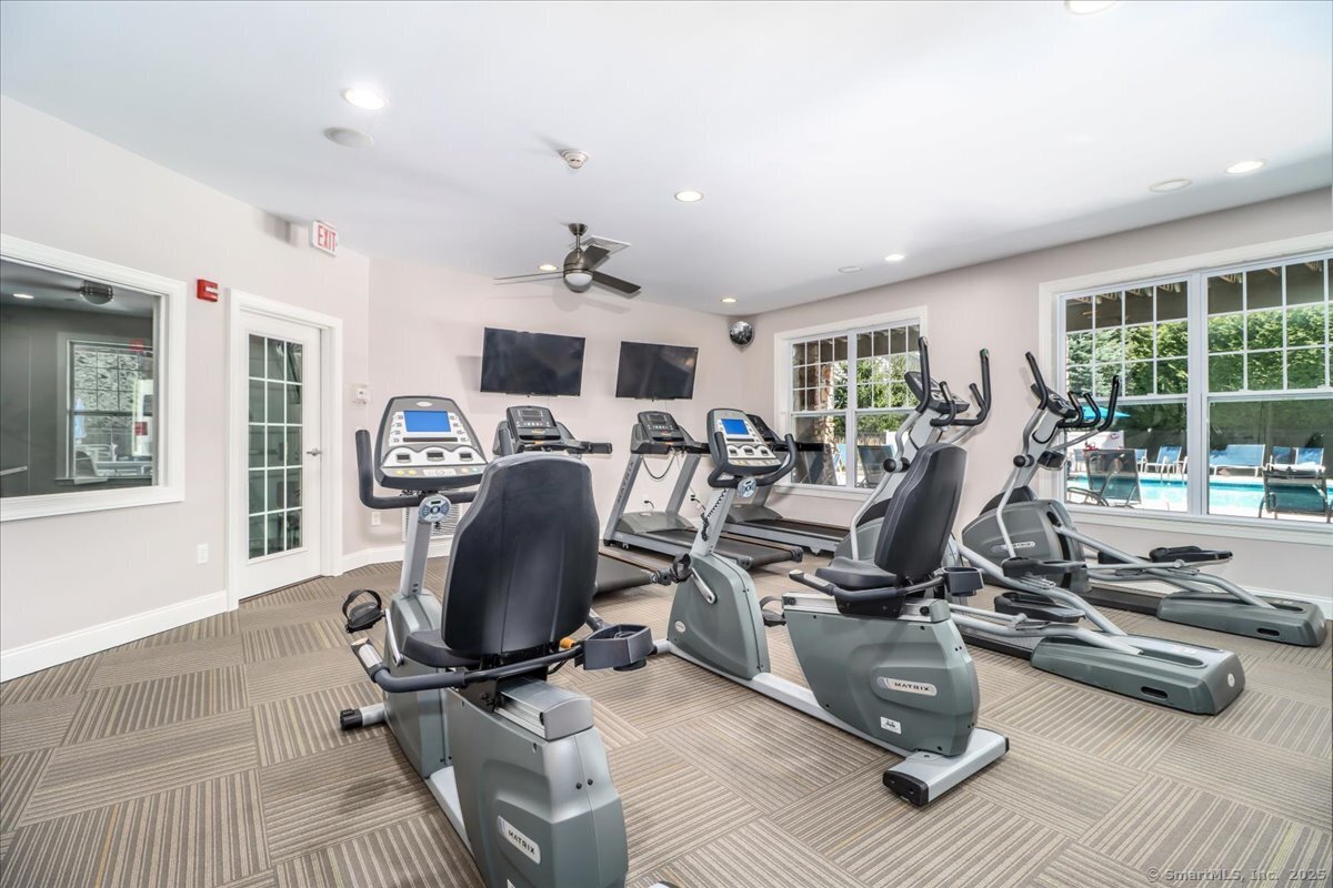 603 Brookside Court Newtown CT 06470