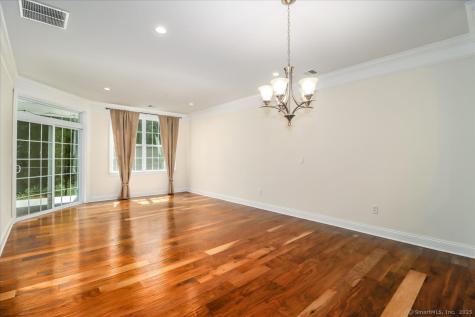603 Brookside Court Newtown CT 06470