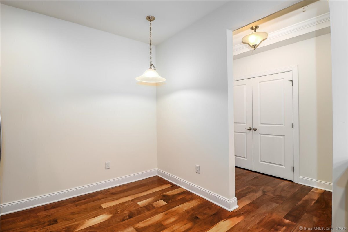 603 Brookside Court Newtown CT 06470