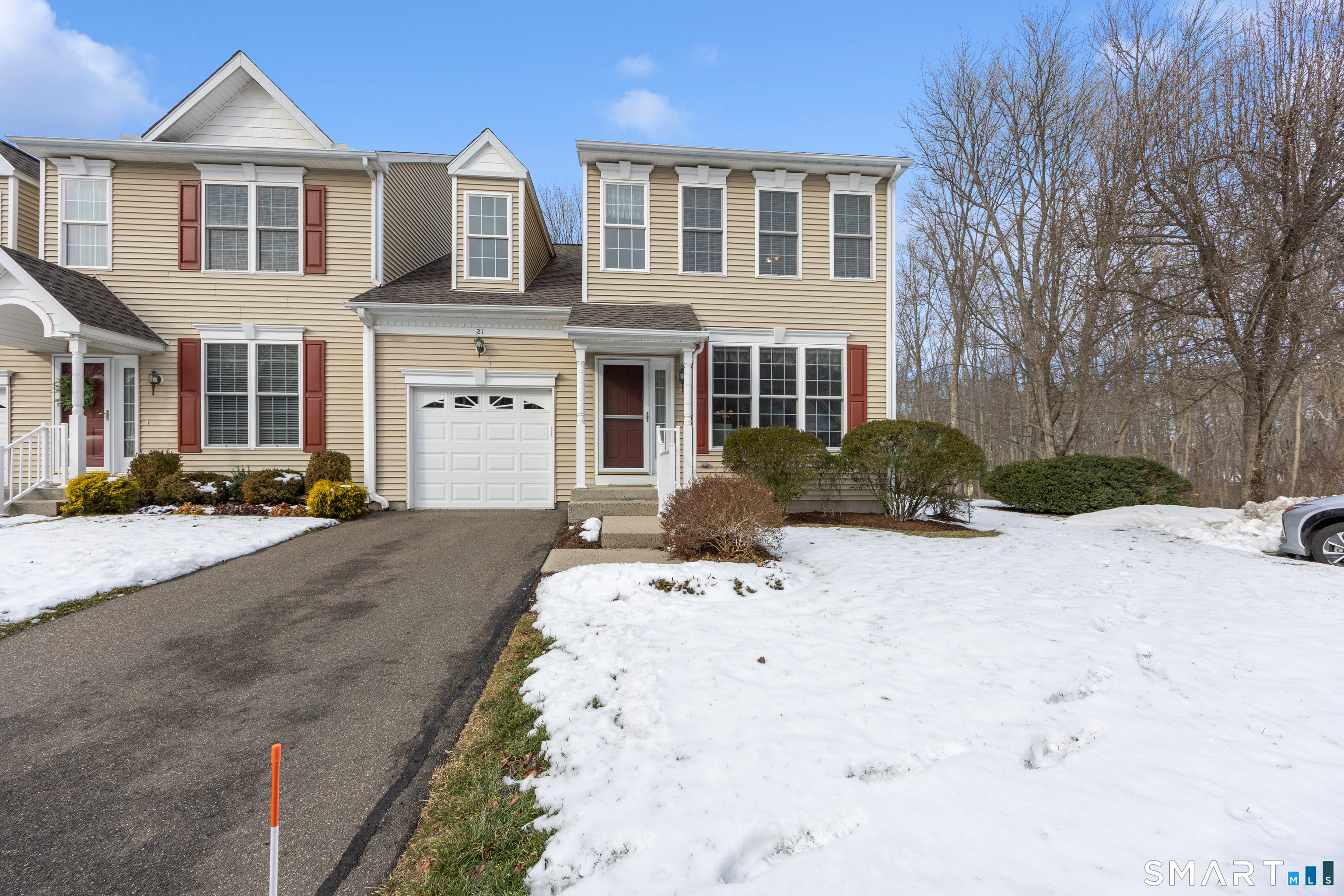 21 Fieldstone Court North Haven CT 06473