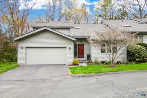 7 Brenthaven Avon CT 06001